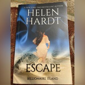 Helen Hardt ESCAPE Billionaire Island Novella